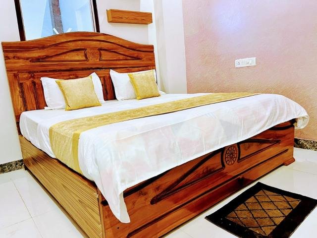 Hotel Awadh Ayodhya