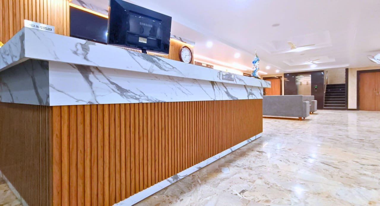 Luxury Bathroom with Bathtub at The Kuumars Haridwar
