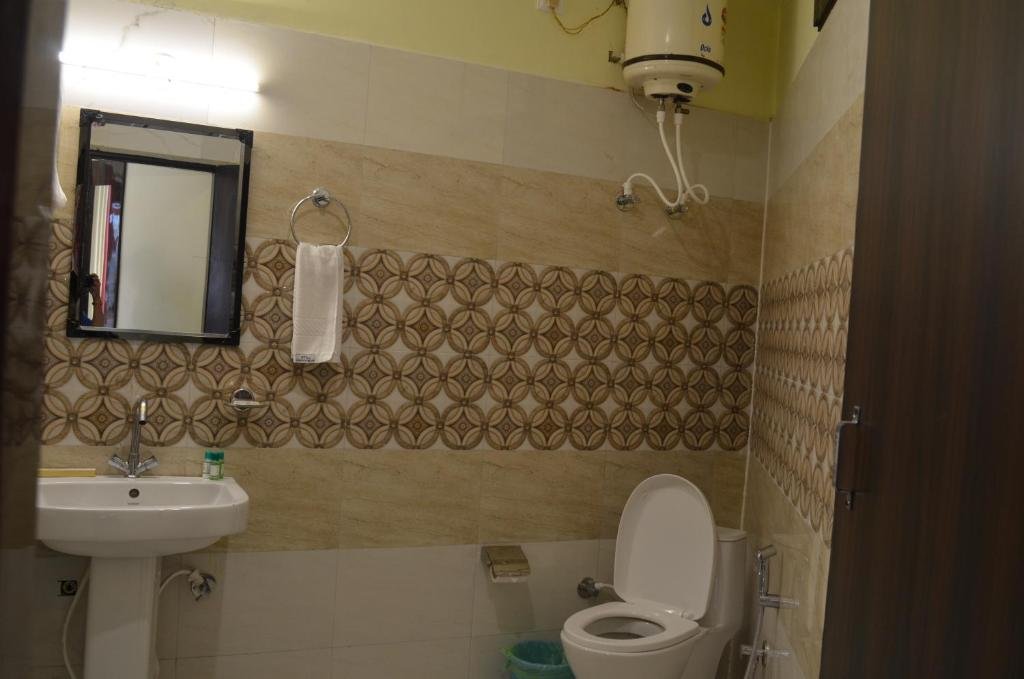 Elite room at East Gate Agra