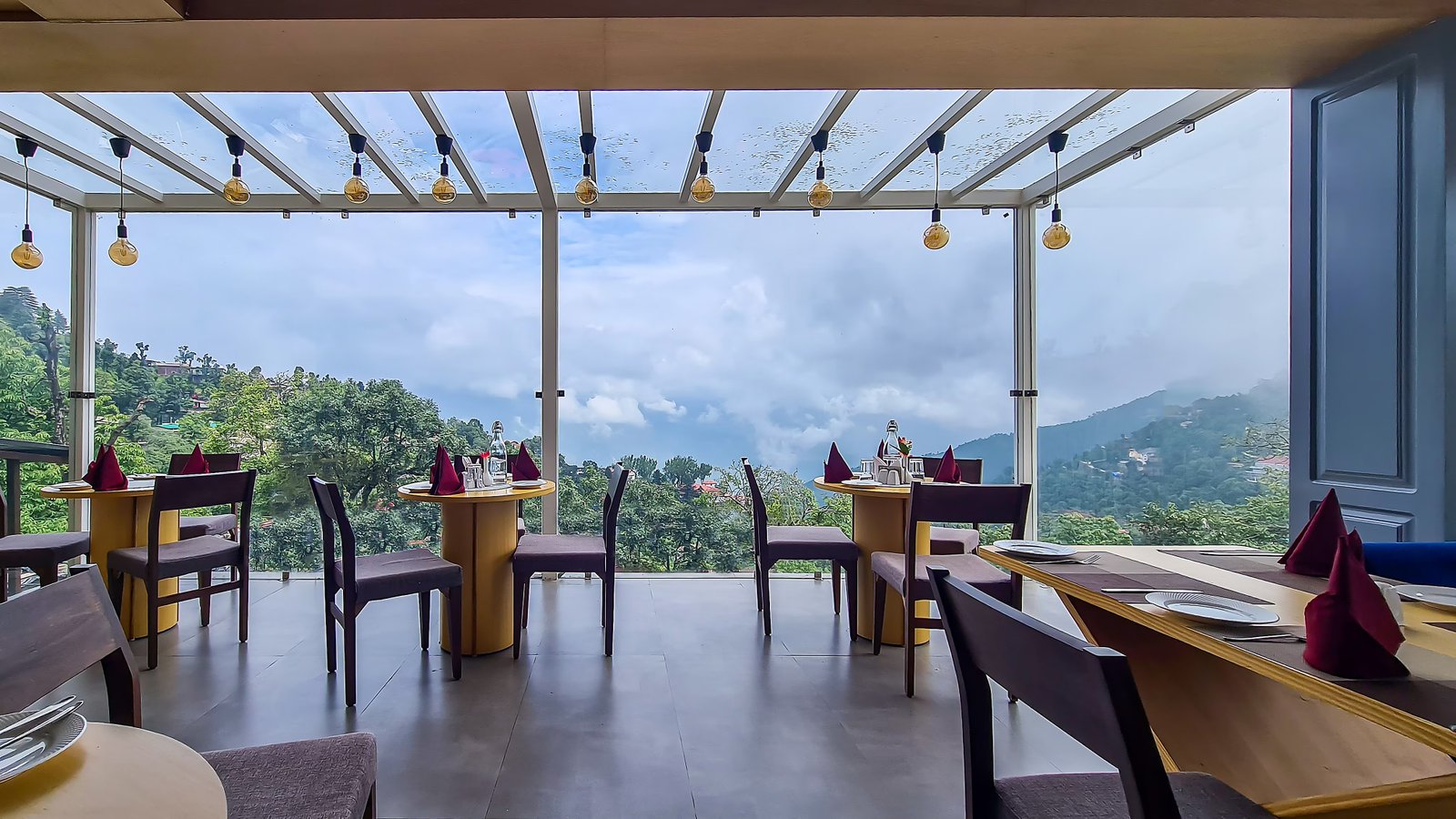 Notting Hill Mussoorie Bedroom