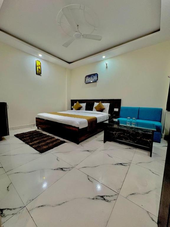 Royal Center Haridwar Room Balcony
