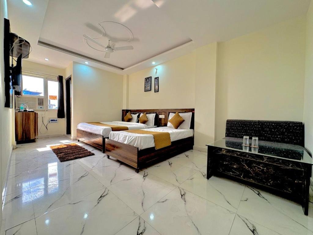 Royal Center Haridwar Corridor