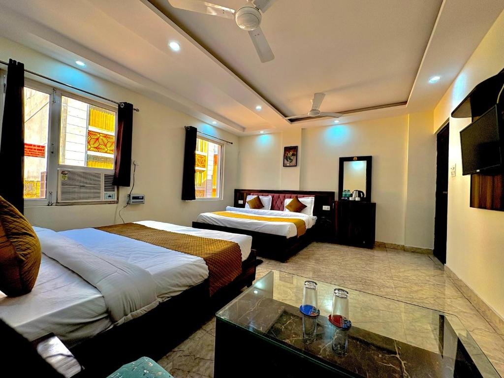 Royal Center Haridwar Corridor