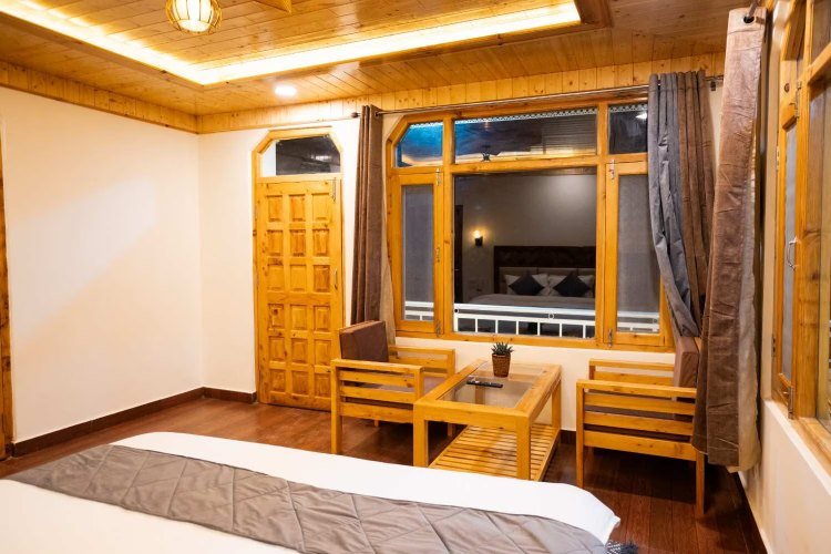 Snow Crest Shimla Cozy Bedroom